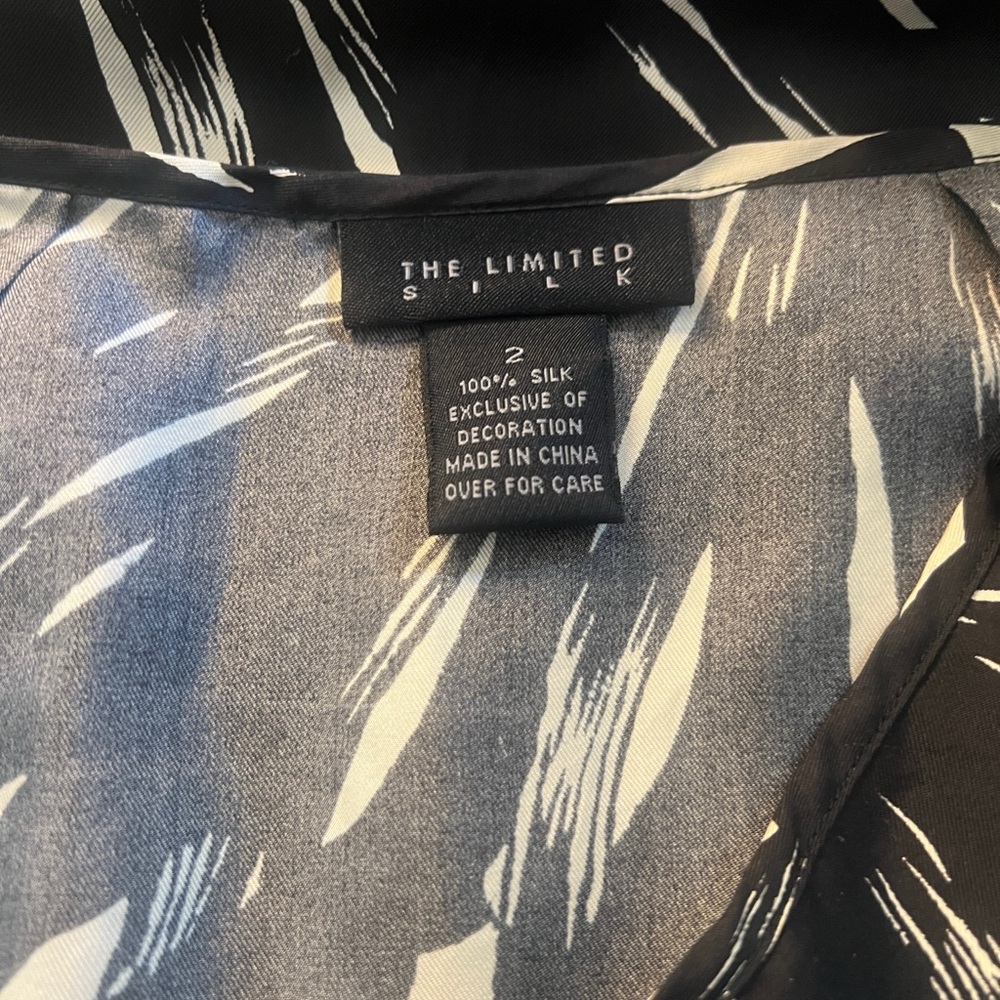 The Limited Black and White A-Line Skirt - Picture 3 of 3